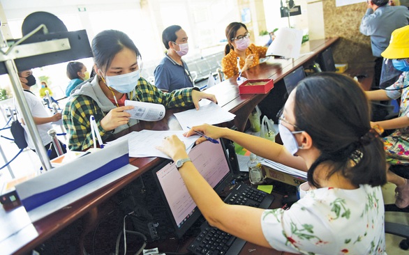 Bộ Tài chính vẫn giữ mức giảm trừ gia cảnh 11 triệu đồng: Đừng đẩy khó cho dân - Ảnh 1. Bộ Tài chính vẫn giữ mức giảm trừ gia cảnh 11 triệu đồng: Đừng đẩy khó cho dân - Ảnh 1.