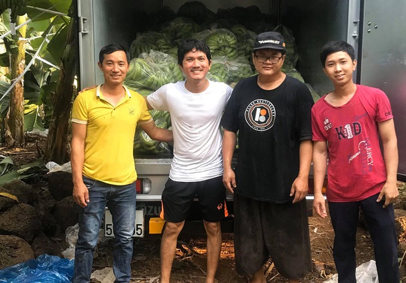 Thầy trò và những chuyến xe chuối - Ảnh 1. Thầy trò và những chuyến xe chuối - Ảnh 1.