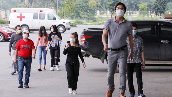 Làm rõ nguyên nhân bệnh nhân COVID-19 dương tính trở lại - Ảnh 1. Làm rõ nguyên nhân bệnh nhân COVID-19 dương tính trở lại - Ảnh 1.