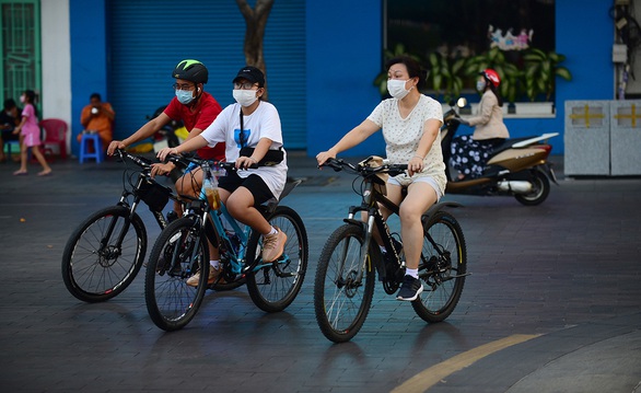 Yêu thương môi trường và mọi người hơn - Ảnh 1. Yêu thương môi trường và mọi người hơn - Ảnh 1.