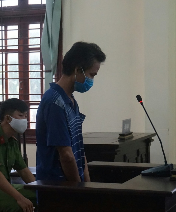 Đánh cả công an khi bị nhắc nhở đeo khẩu trang, lãnh 9 tháng tù - Ảnh 1. Đánh cả công an khi bị nhắc nhở đeo khẩu trang, lãnh 9 tháng tù - Ảnh 1.