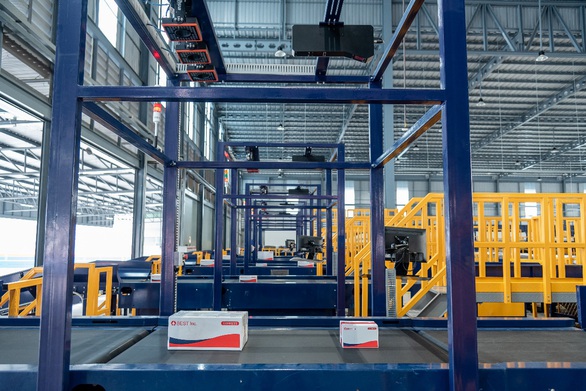 BEST Inc. trao tặng 100.000 khẩu trang y tế cho Ủy ban Trung ương Mặt trận Tổ quốc Việt Nam - Ảnh 3. BEST Inc. trao tặng 100.000 khẩu trang y tế cho Ủy ban Trung ương Mặt trận Tổ quốc Việt Nam - Ảnh 3.