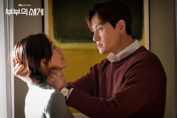 Thế giới hôn nhân: Vì sao khán giả mê phim ngoại tình? - Ảnh 5. Thế giới hôn nhân: Vì sao khán giả mê phim ngoại tình? - Ảnh 5.
