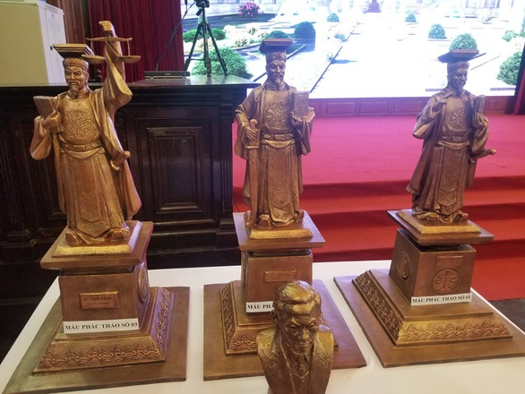 Chỉ dựng tượng vua Lý Thái Tông tại trụ sở Tòa án tối cao - Ảnh 1. Chỉ dựng tượng vua Lý Thái Tông tại trụ sở Tòa án tối cao - Ảnh 1.