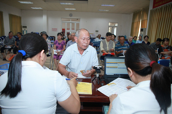 Tạm dừng đóng quỹ hưu trí, tử tuất với doanh nghiệp gặp khó do COVID-19 - Ảnh 1.