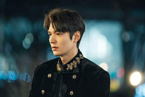 Khán giả trông chờ sự trở lại của Lee Min Ho trong Quân vương bất diệt