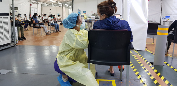 Câu chuyện nghẹt thở của bệnh nhân người Việt ở Singapore - Ảnh 2.