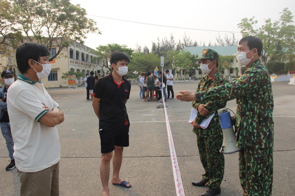 Đà Nẵng chưa thu phí cách ly người đến từ Hà Nội và TP.HCM - Ảnh 1. Đà Nẵng chưa thu phí cách ly người đến từ Hà Nội và TP.HCM - Ảnh 1.