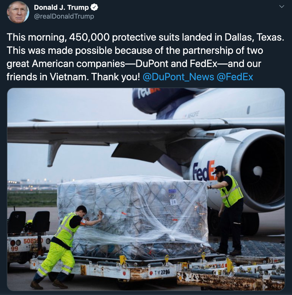 Ông Trump cảm ơn Việt Nam phối hợp cung cấp 450.000 bộ quần áo bảo hộ cho Mỹ - Ảnh 3. Ông Trump cảm ơn Việt Nam phối hợp cung cấp 450.000 bộ quần áo bảo hộ cho Mỹ - Ảnh 3.