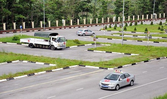 TP.HCM tổ chức thi sát hạch cấp giấy phép lái xe trở lại từ 15-5 - Ảnh 1. TP.HCM tổ chức thi sát hạch cấp giấy phép lái xe trở lại từ 15-5 - Ảnh 1.