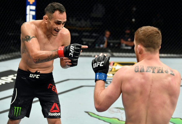 Tony Ferguson chấn thương nghiêm trọng sau trận MMA đáng chú ý trong mùa dịch - Ảnh 2. Tony Ferguson chấn thương nghiêm trọng sau trận MMA đáng chú ý trong mùa dịch - Ảnh 2.