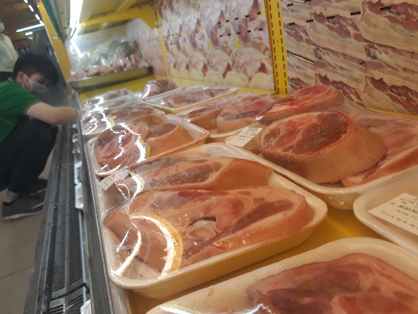 Tung tin công ty lớn ngưng bán heo nhằm đẩy giá heo hơi lên 100.000 đồng/kg? - Ảnh 1. Tung tin công ty lớn ngưng bán heo nhằm đẩy giá heo hơi lên 100.000 đồng/kg? - Ảnh 1.