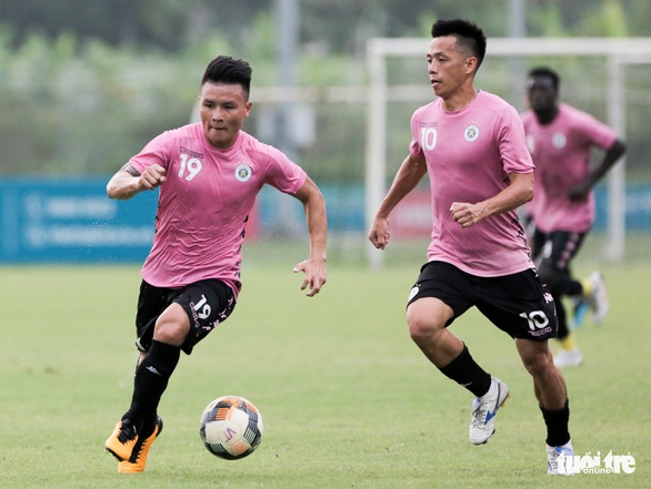 Văn Quyết ghi bàn đẳng cấp, Hà Nội FC thắng Viettel trong trận cầu 1 hiệp - Ảnh 2. Văn Quyết ghi bàn đẳng cấp, Hà Nội FC thắng Viettel trong trận cầu 1 hiệp - Ảnh 2.