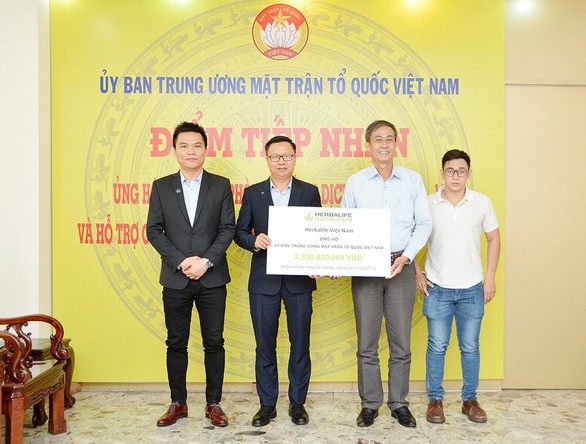 Herbalife Việt Nam chung tay phòng chống dịch COVID-19 - Ảnh 1. Herbalife Việt Nam chung tay phòng chống dịch COVID-19 - Ảnh 1.