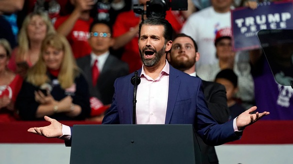 Ba người con ông Trump xuất chiêu ủng hộ cha tái đắc cử - Ảnh 1. Ba người con ông Trump xuất chiêu ủng hộ cha tái đắc cử - Ảnh 1.
