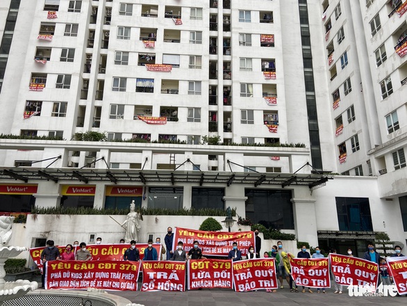 Chủ đầu tư chung cư Athena Complex hứa trả sổ hồng cho cư dân - Ảnh 1. Chủ đầu tư chung cư Athena Complex hứa trả sổ hồng cho cư dân - Ảnh 1.