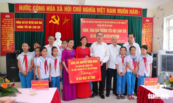 Khánh thành nhà trưng bày bổ sung và nhà bái đường quê hương Chủ tịch Hồ Chí Minh - Ảnh 4. Khánh thành nhà trưng bày bổ sung và nhà bái đường quê hương Chủ tịch Hồ Chí Minh - Ảnh 4.