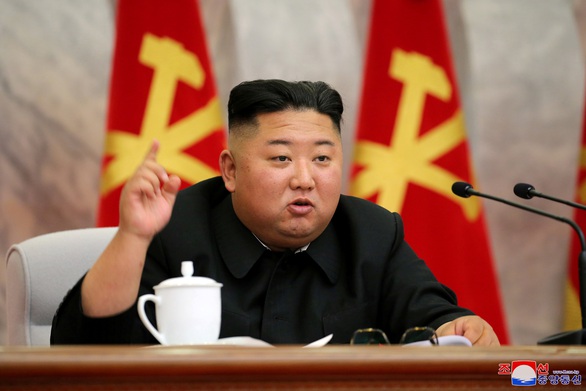 Ông Kim Jong Un chủ trì họp nâng cao năng lực hạt nhân của Triều Tiên - Ảnh 1. Ông Kim Jong Un chủ trì họp nâng cao năng lực hạt nhân của Triều Tiên - Ảnh 1.