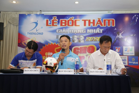 Bóng đá phủi TP.HCM tranh tài trở lại - Ảnh 2. Bóng đá phủi TP.HCM tranh tài trở lại - Ảnh 2.