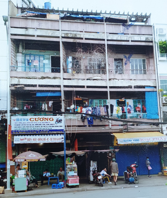 TP.HCM lệnh giải quyết nhanh cho người dân 83 lần tìm đến Ban tiếp công dân - Ảnh 2. TP.HCM lệnh giải quyết nhanh cho người dân 83 lần tìm đến Ban tiếp công dân - Ảnh 2.