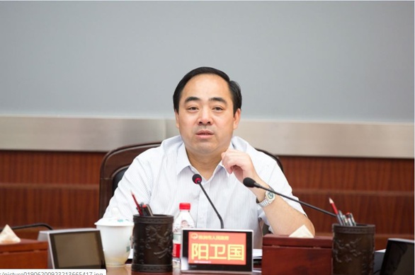 Đại biểu Quốc hội Trung Quốc kiến nghị không dịch tiếng Anh tại họp báo - Ảnh 1. Đại biểu Quốc hội Trung Quốc kiến nghị không dịch tiếng Anh tại họp báo - Ảnh 1.