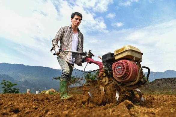 Khó khăn qua đi, chúng ta chọn thái độ sống ra sao lúc này? - Ảnh 1. Khó khăn qua đi, chúng ta chọn thái độ sống ra sao lúc này? - Ảnh 1.