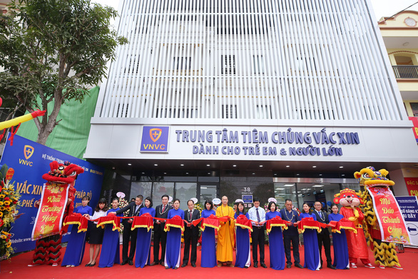 Khai trương Trung tâm tiêm chủng VNVC Thái Nguyên - Ảnh 1.