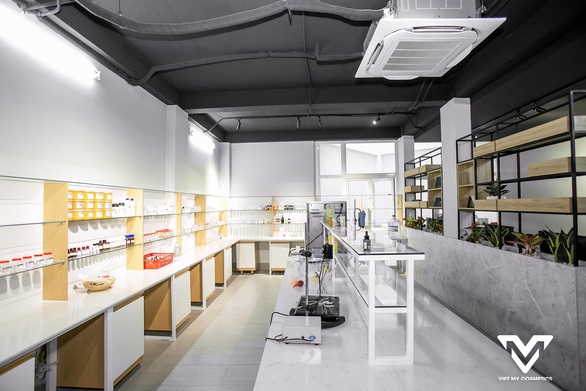 Việt Mỹ Cosmetics - Lợi thế từ việc phát triển đa dịch vụ - Ảnh 1. Việt Mỹ Cosmetics - Lợi thế từ việc phát triển đa dịch vụ - Ảnh 1.
