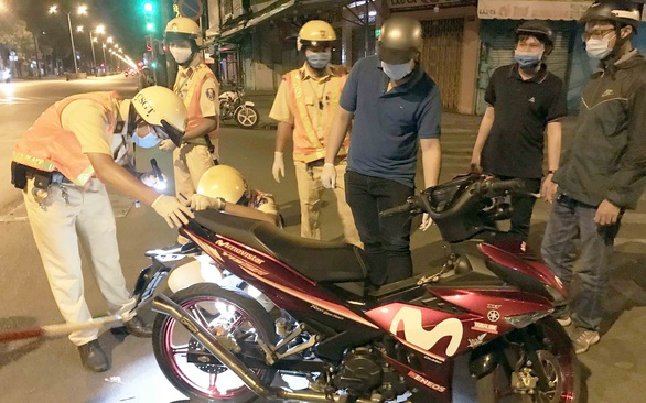 Chặn ngay suy nghĩ lơ là nghị định 100 - Ảnh 1. Chặn ngay suy nghĩ lơ là nghị định 100 - Ảnh 1.
