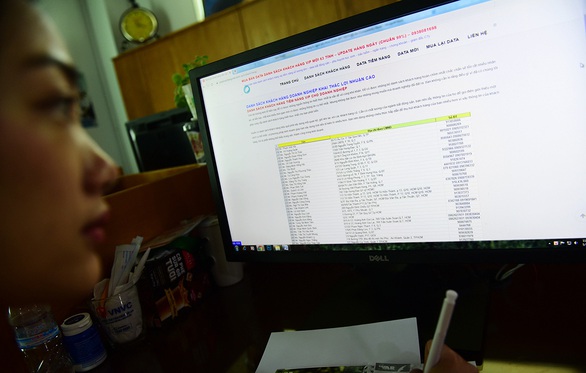 Trắng trợn rao bán thông tin cá nhân - Ảnh 1. Trắng trợn rao bán thông tin cá nhân - Ảnh 1.