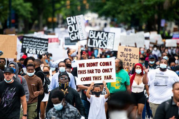 Trump gọi phong trào cánh tả Antifa ở Mỹ là khủng bố vì liên quan biểu tình - Ảnh 1. Trump gọi phong trào cánh tả Antifa ở Mỹ là khủng bố vì liên quan biểu tình - Ảnh 1.