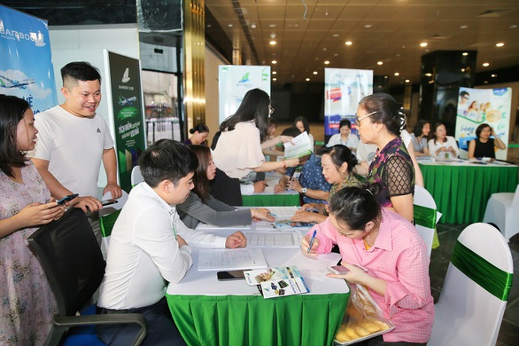 ‘Săn’ vé bay ưu đãi tại lễ khai trương phòng vé Bamboo Airways - Ảnh 3. ‘Săn’ vé bay ưu đãi tại lễ khai trương phòng vé Bamboo Airways - Ảnh 3.