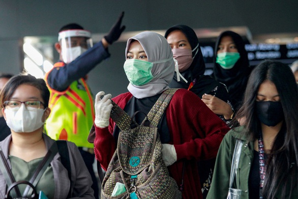 Vừa nới giãn cách, Indonesia tăng 1.241 ca trong 24 giờ - Ảnh 1. Vừa nới giãn cách, Indonesia tăng 1.241 ca trong 24 giờ - Ảnh 1.