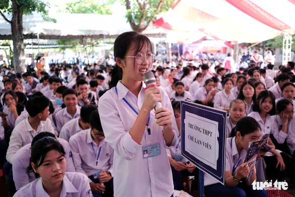 Tư vấn tuyển sinh - hướng nghiệp lần đầu đến Quảng Trị - Ảnh 8. Tư vấn tuyển sinh - hướng nghiệp lần đầu đến Quảng Trị - Ảnh 8.