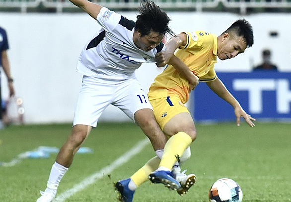 Vòng 4 V-LEAGUE 2020: Hoàng Anh Gia Lai lấy lại bản sắc - Ảnh 1. Vòng 4 V-LEAGUE 2020: Hoàng Anh Gia Lai lấy lại bản sắc - Ảnh 1.