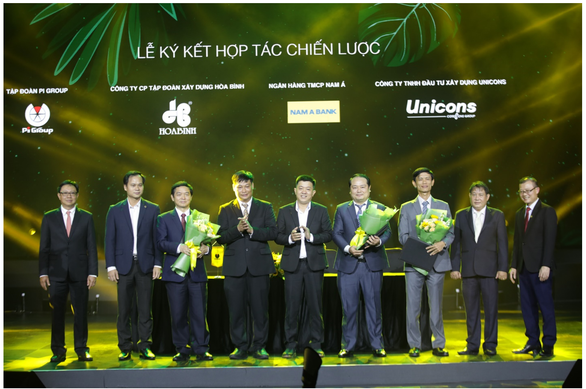 Pi Group ký kết hợp tác với Hòa Bình, Unicons và Nam A Bank - Ảnh 2. Pi Group ký kết hợp tác với Hòa Bình, Unicons và Nam A Bank - Ảnh 2.