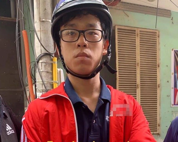 Bắt 1 sinh viên công nghệ sinh học 19 tuổi nuôi nấm ma túy trong nhà và rao bán - Ảnh 1. Bắt 1 sinh viên công nghệ sinh học 19 tuổi nuôi nấm ma túy trong nhà và rao bán - Ảnh 1.