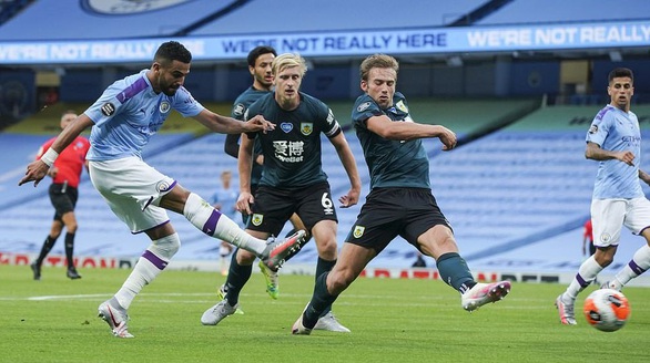 Áp đảo toàn diện, Man City vùi dập Burnley trên sân nhà - Ảnh 2. Áp đảo toàn diện, Man City vùi dập Burnley trên sân nhà - Ảnh 2.