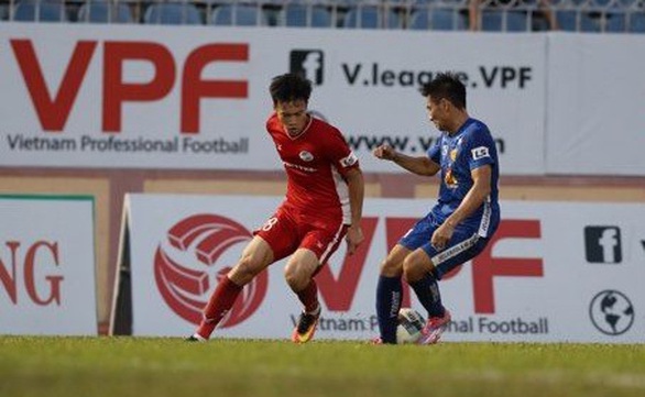 Pha giật gót kiến tạo đẳng cấp như Benzema xuất hiện tại V-League - Ảnh 2. Pha giật gót kiến tạo đẳng cấp như Benzema xuất hiện tại V-League - Ảnh 2.