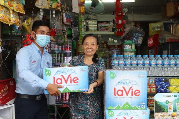 Món quà bất ngờ dành cho 12.000 cơ sở kinh doanh nhỏ bị ảnh hưởng từ COVID-19 - Ảnh 3. Món quà bất ngờ dành cho 12.000 cơ sở kinh doanh nhỏ bị ảnh hưởng từ COVID-19 - Ảnh 3.