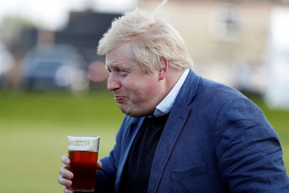 Thủ tướng Anh Boris Johnson tuyên bố chống béo phì tại Anh - Ảnh 2.