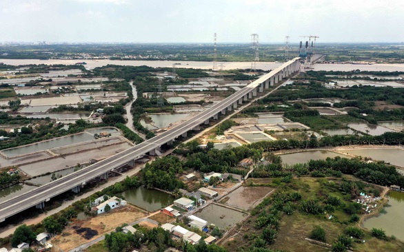Cao tốc Bắc - Nam: Đấu thầu để có giá thật - Ảnh 1. Cao tốc Bắc - Nam: Đấu thầu để có giá thật - Ảnh 1.