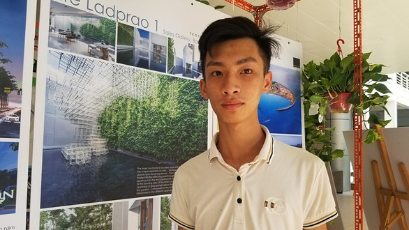 Gánh nặng lớn nhất là học phí, may có học bổng báo Tuổi Trẻ - Ảnh 1. Gánh nặng lớn nhất là học phí, may có học bổng báo Tuổi Trẻ - Ảnh 1.