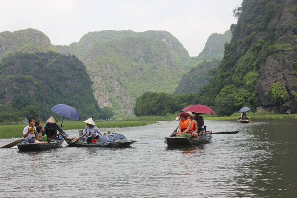 Thủ tướng giao nghiên cứu đề xuất cho du lịch Việt Nam trên báo Tuổi Trẻ - Ảnh 1.