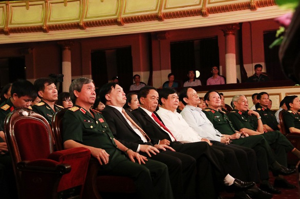 Lan tỏa ý nghĩa chương trình nghệ thuật noi theo gương sáng Bác Hồ - Ảnh 1. Lan tỏa ý nghĩa chương trình nghệ thuật noi theo gương sáng Bác Hồ - Ảnh 1.