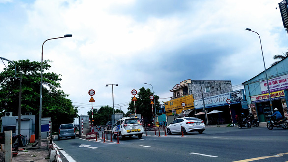 Để 4 năm không thu phí gây trở ngại giao thông, trạm BOT cầu Bình Triệu sắp được tháo dỡ - Ảnh 1. Để 4 năm không thu phí gây trở ngại giao thông, trạm BOT cầu Bình Triệu sắp được tháo dỡ - Ảnh 1.