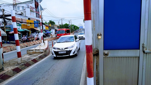 Để 4 năm không thu phí gây trở ngại giao thông, trạm BOT cầu Bình Triệu sắp được tháo dỡ - Ảnh 3. Để 4 năm không thu phí gây trở ngại giao thông, trạm BOT cầu Bình Triệu sắp được tháo dỡ - Ảnh 3.