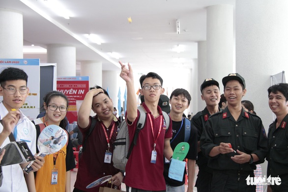‘Tiếp sức người lao động’ với sàn việc làm hơn 5.000 vị trí tuyển dụng - Ảnh 6. ‘Tiếp sức người lao động’ với sàn việc làm hơn 5.000 vị trí tuyển dụng - Ảnh 6.