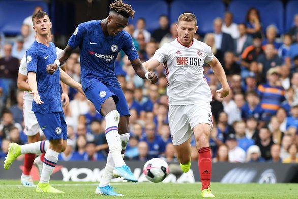 Giải ngoại hạng Anh (Premier League): Top 5 nguội dần, top 4 vẫn nóng - Ảnh 1. Giải ngoại hạng Anh (Premier League): Top 5 nguội dần, top 4 vẫn nóng - Ảnh 1.