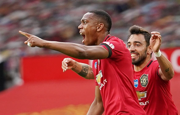 Manchester United mất 2 điểm đáng tiếc ở phút 90+6 - Ảnh 2. Manchester United mất 2 điểm đáng tiếc ở phút 90+6 - Ảnh 2.
